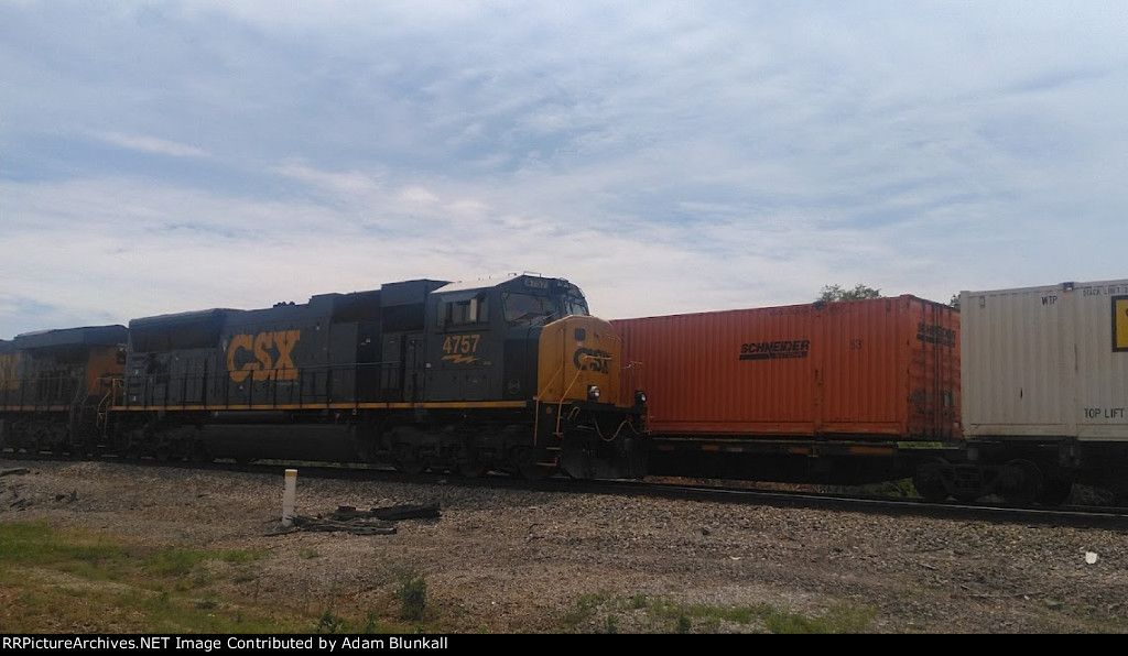 CSX 4757